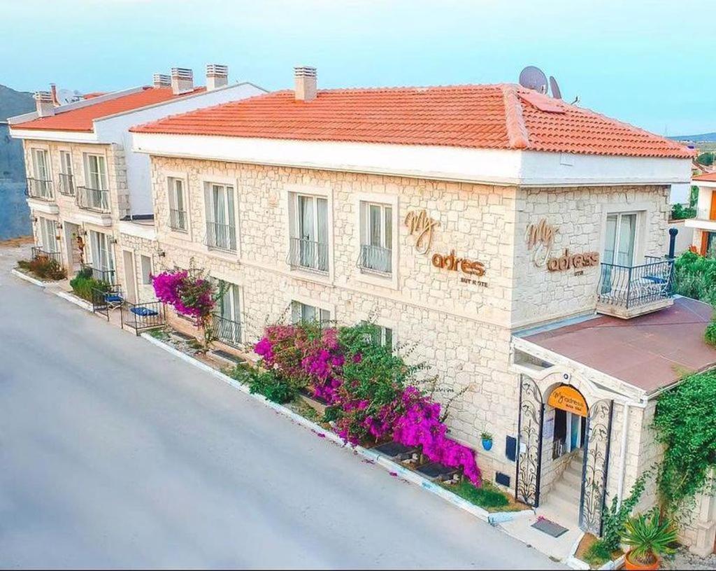 My Adress Alacati Butik Otel מראה חיצוני תמונה